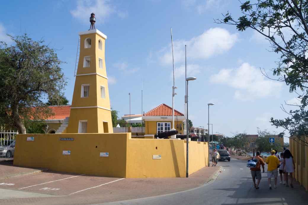 Fort Oranje, Kralendijk